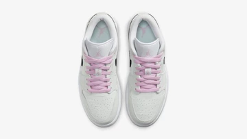 Jordan 1 Low SE Barely Green