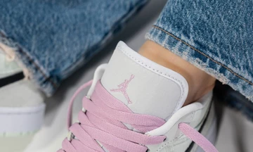 Jordan 1 Low SE Barely Green CZ0776-300