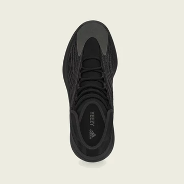 Yeezy QNTM Onyx