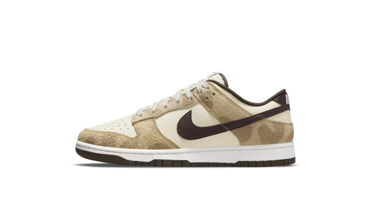 Nike Dunk Low Giraffe Animal Pack