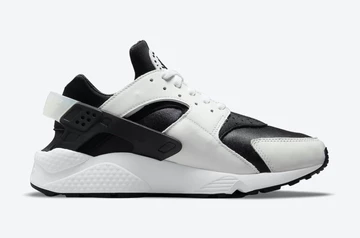 Nike Air Huarache Black White