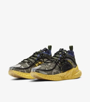 Nike ISPA Flow 2020 SE Olive