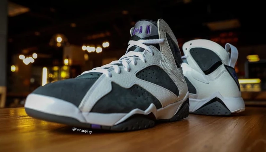 Nike Air Jordan Flint CU9307-100 Dead Stock