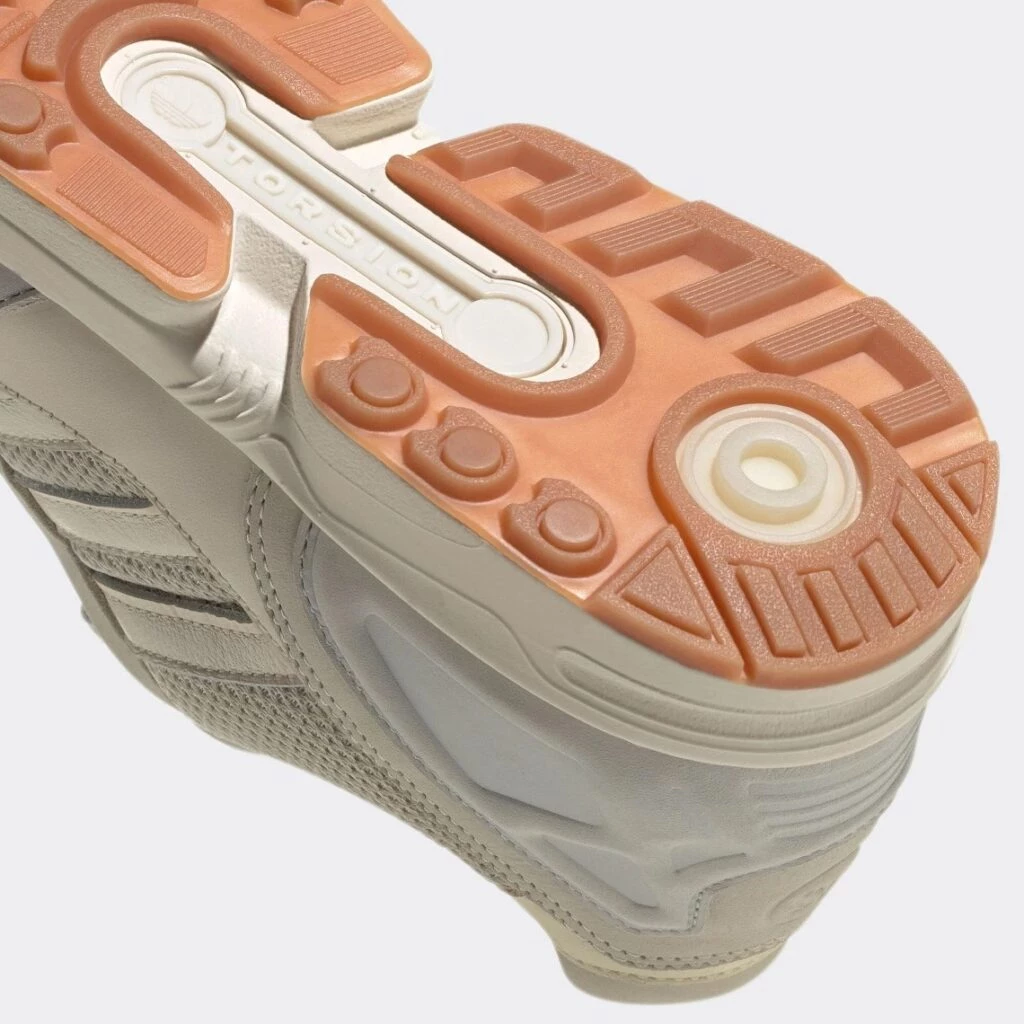 Highsnobiety x adidas ZX 8000 quality GY0121 | Dead Stock