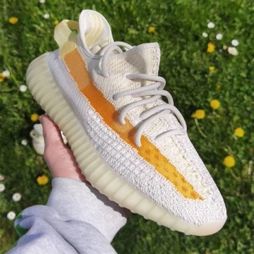 Yeezy 350 V2 Light