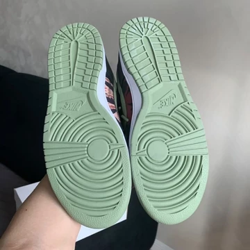 Nike Dunk Low Oil Green