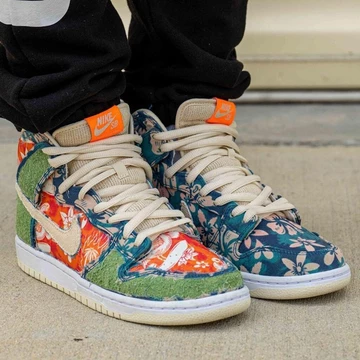 Nike SB Dunk High Maui Wowie