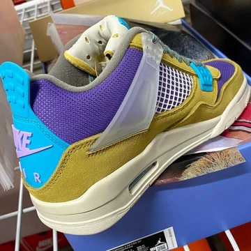 Union Air Jordan 4 Desert Moss - second colourway