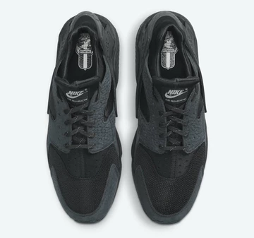Nike Air Huarache All Black