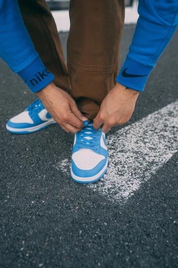 Nike Dunk Low UNC