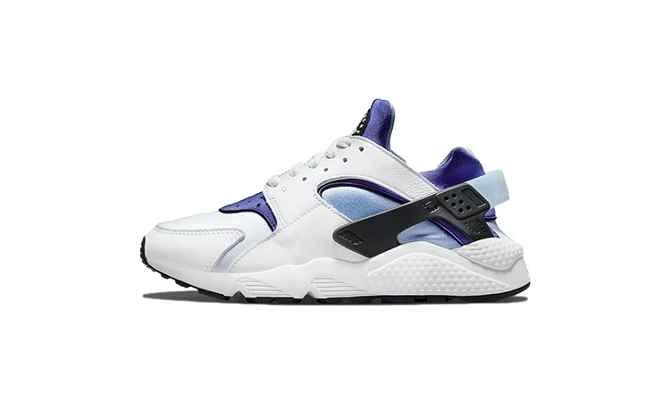 Nike huarache purple and white hotsell