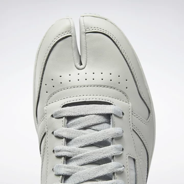 Maison Margiela x Reebok Classic Leather Tabi Grey