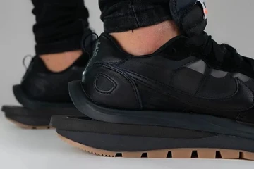 Nike Sacai VaporWaffle Black Gum