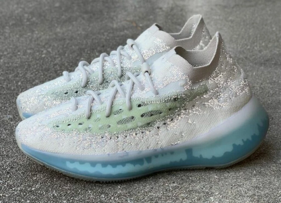 Yeezy 380 Alien Blue GW0304 Dead Stock