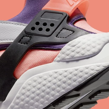 Nike Air Huarache Bright Mango