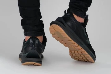 Nike Sacai VaporWaffle Black Gum