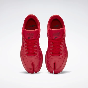 Maison Margiela x Rebook Classic Leather Tabi Vector Red