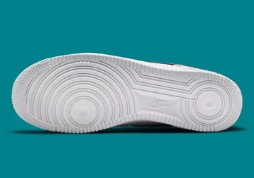 Air Force 1 Low Lightning Swoosh