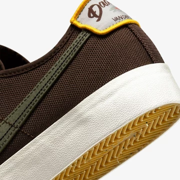 Nike SB Blazer Court DVDL Baroque Brown