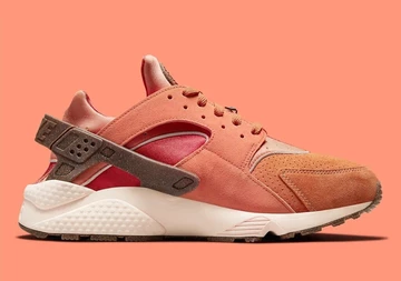 Nike Air Huarache Turf Orange