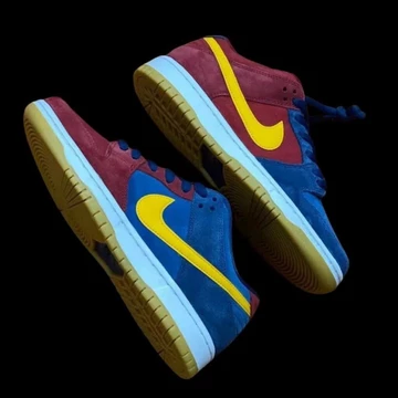 Nike SB Dunk Low Barcelona