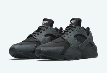 Nike Air Huarache All Black