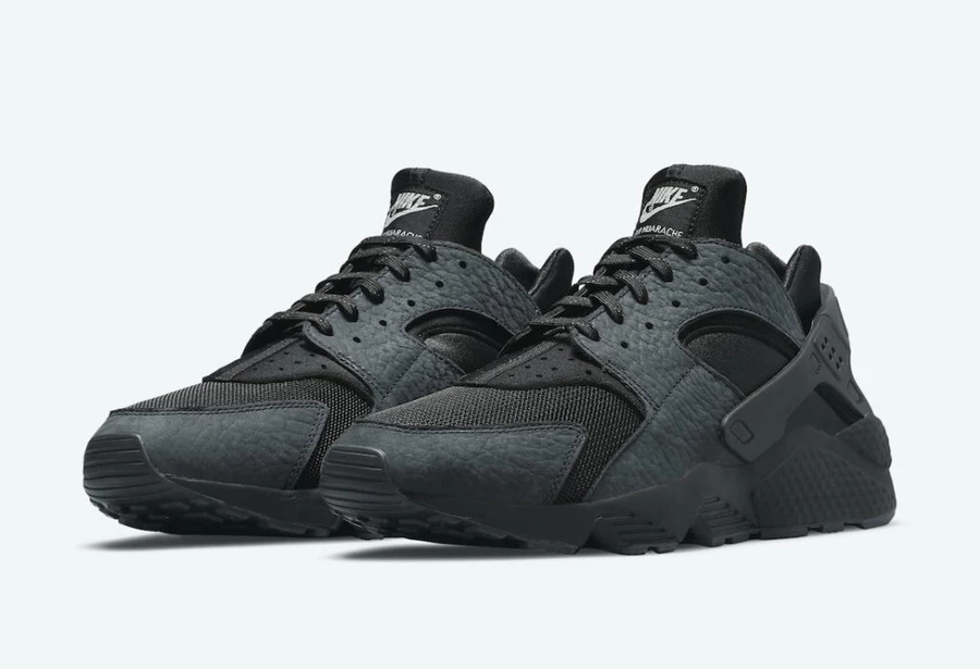 Nike Air Huarache All Black DJ6890-001 Dead Stock