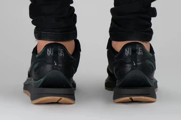 Nike Sacai VaporWaffle Black Gum