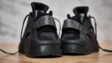 Nike Air Huarache All Black