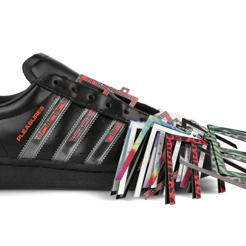 Pleasures x adidas Superstar Carbon Black GY5691 Dead Stock