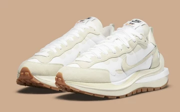 Nike Sacai VaporWaffle Sail