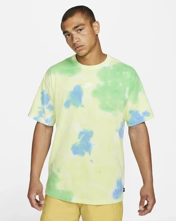 Die neusten Nike Shirts und weitere Neuheiten