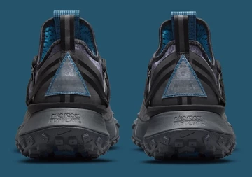 Nike ACG Mountain Fly Low Black Green Abyss