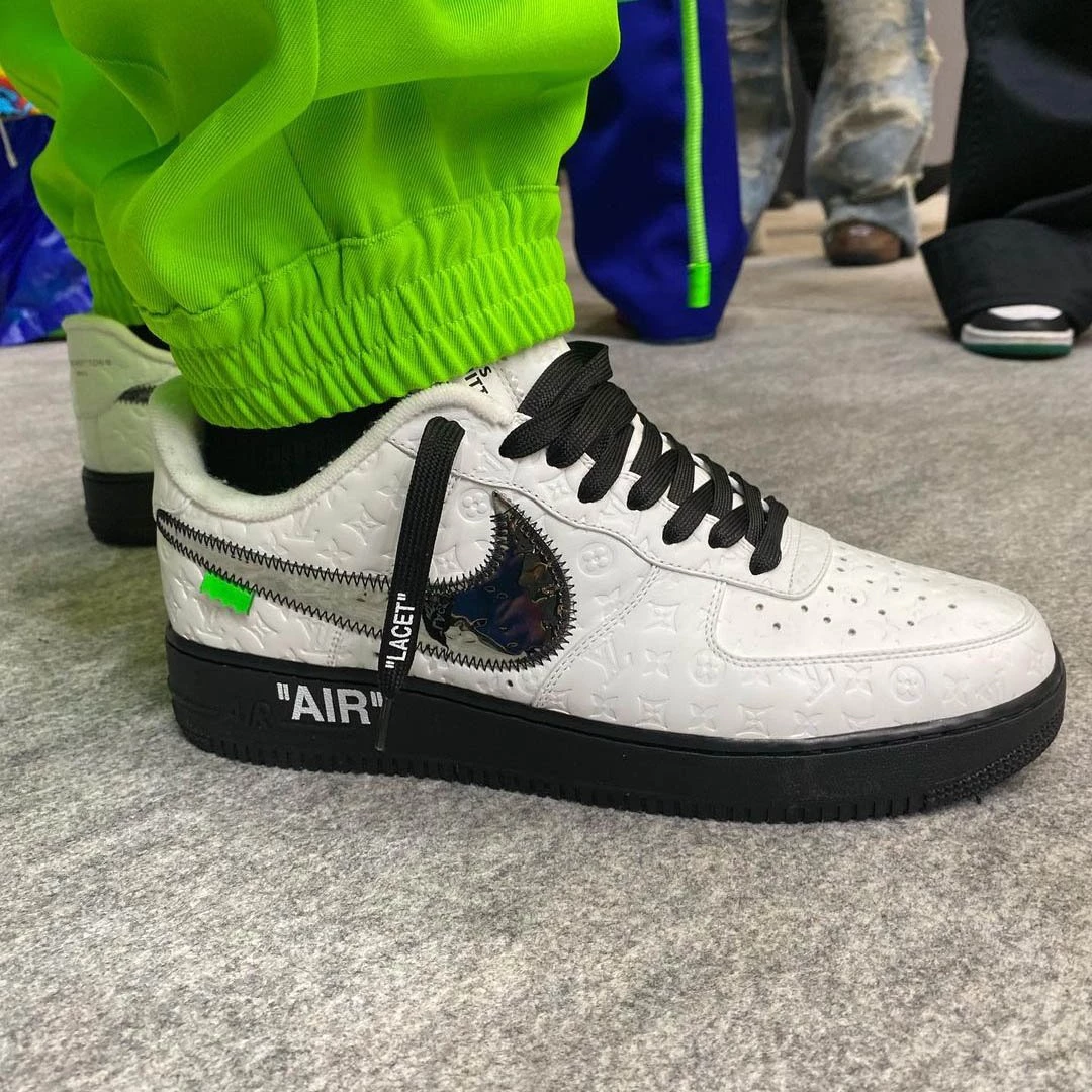 Virgil Abloh Signed Nike Off-White x Air Force 1 Low The Ten