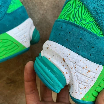 Salehe x Bembury x New Balance 2002r Water