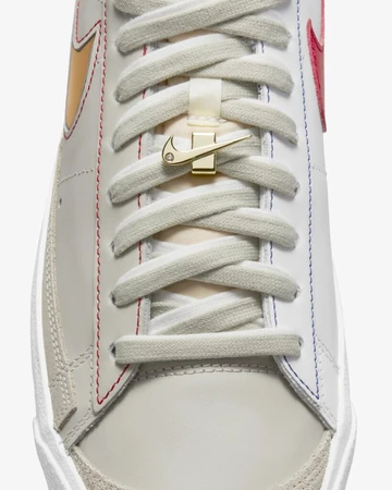 Blazer Low 77 First Use