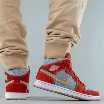 Jordan 1 Mid Denim: Der Levi’s Lookalike