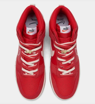 Nike Dunk High First Use Red