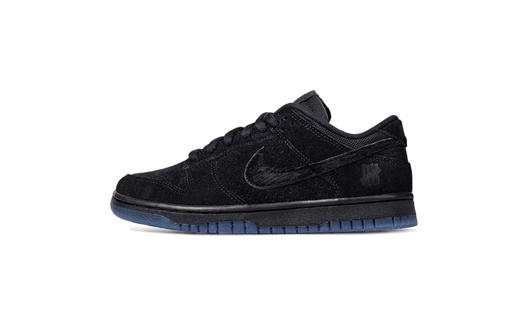 All black nike sbs deals