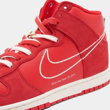 Nike Dunk High First Use Red