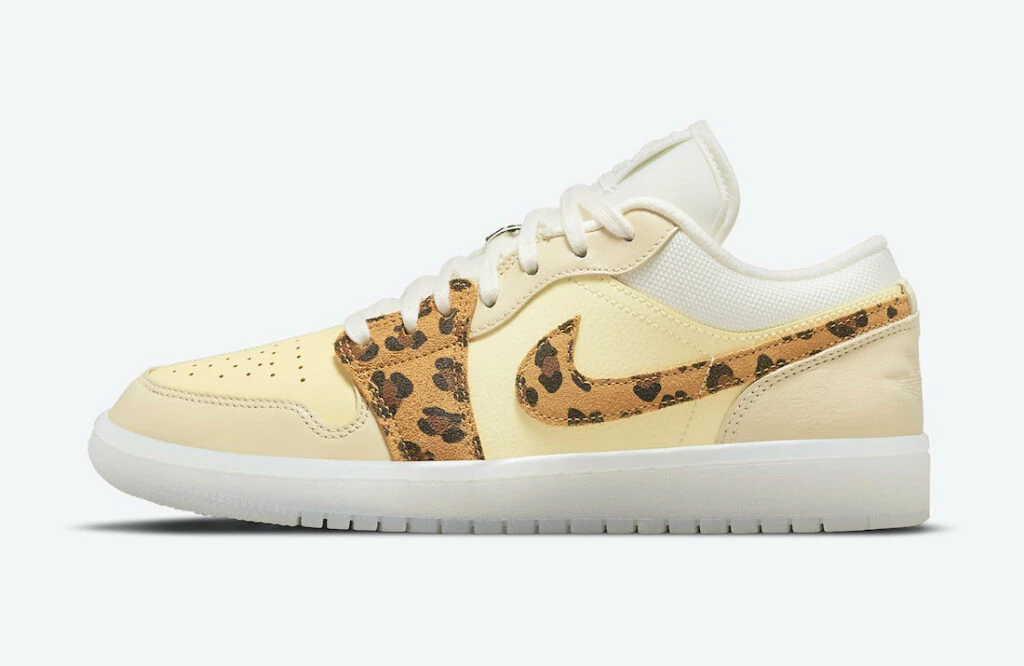 nike-air-jordan-1-low-snkrs-