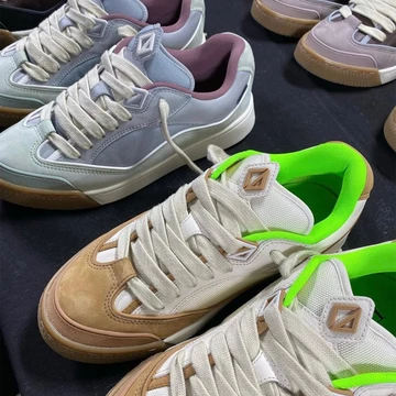 Travis Scott x Dior B713 - seven colourways?