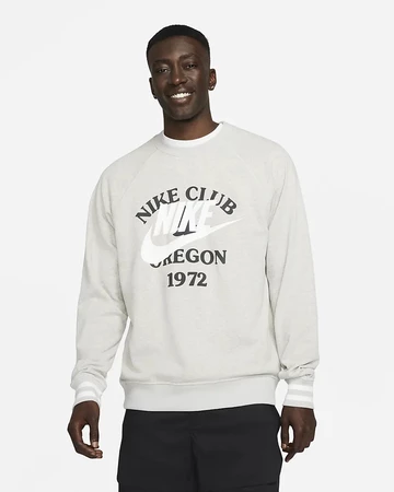 Nike Vintage Crewneck und weitere Neuheiten bei Nike