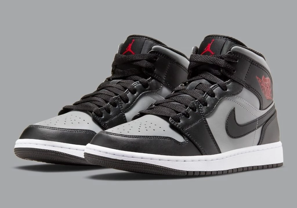 Jordan 1 Mid Grey Black 554724 096 Dead Stock