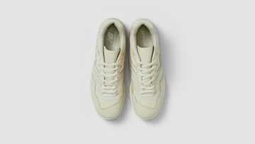 Auralee x New Balance 550