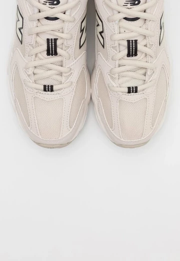 New Balance 530 Beige