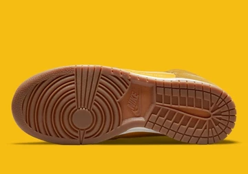 Nike Dunk High First Use Gold