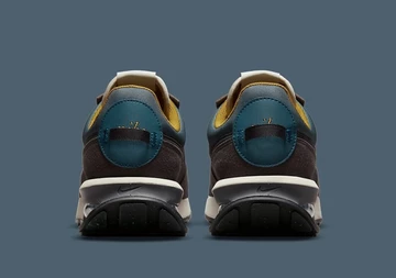 Nike Air Max Pre-Day Earth