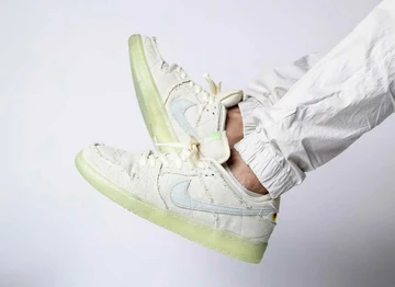 Nike SB Dunk Low Mummy Halloween