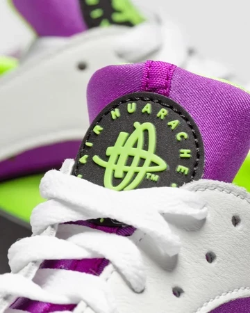 Nike Huarache Magenta Volt